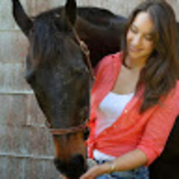 Meet your Posher, Vanessa - Picture 1 of 1